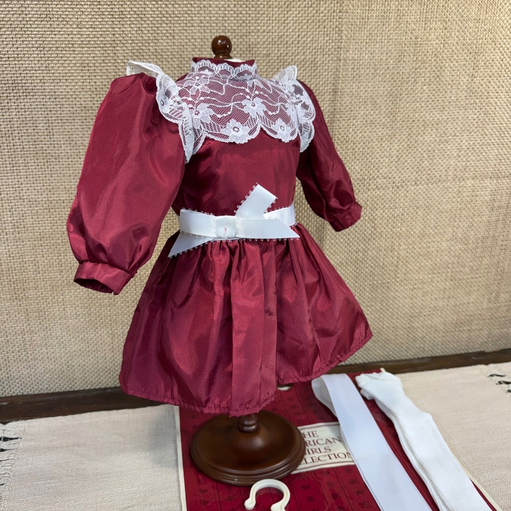 Pleasant Company American Girl Samantha Cranberry Christmas Dress Ribbon Tights - Picture 7 of 15